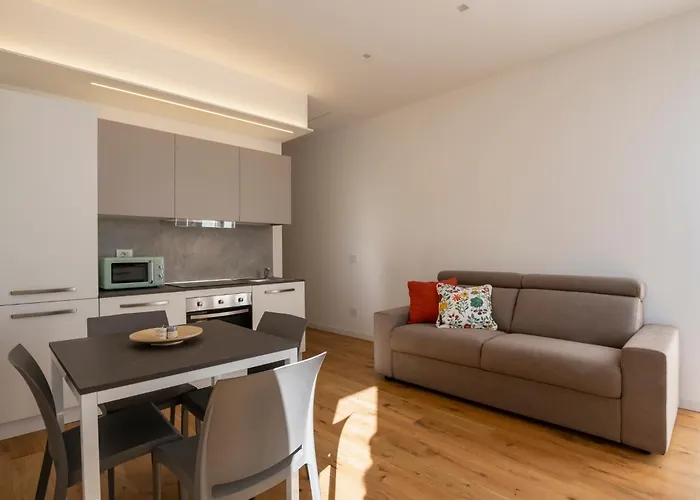 Lejlighed Bright Design - Isola District - Metro M3 Milano