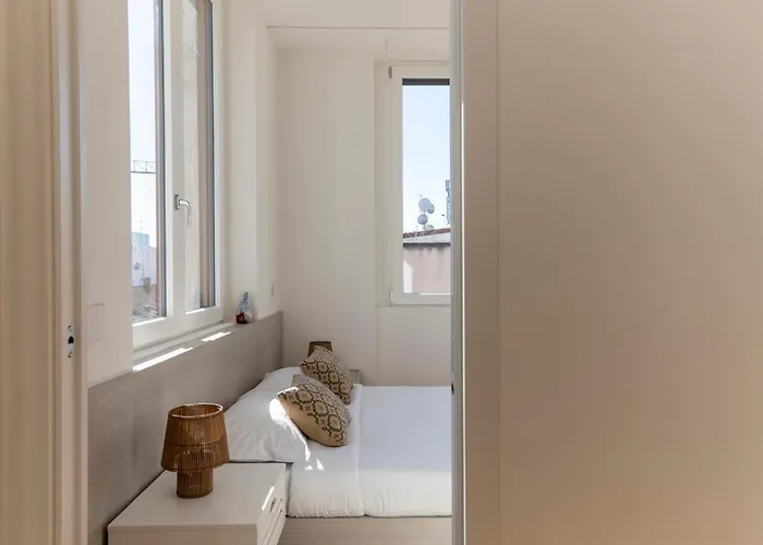 Bright Design - Isola District - Metro M3 Lejlighed Milano